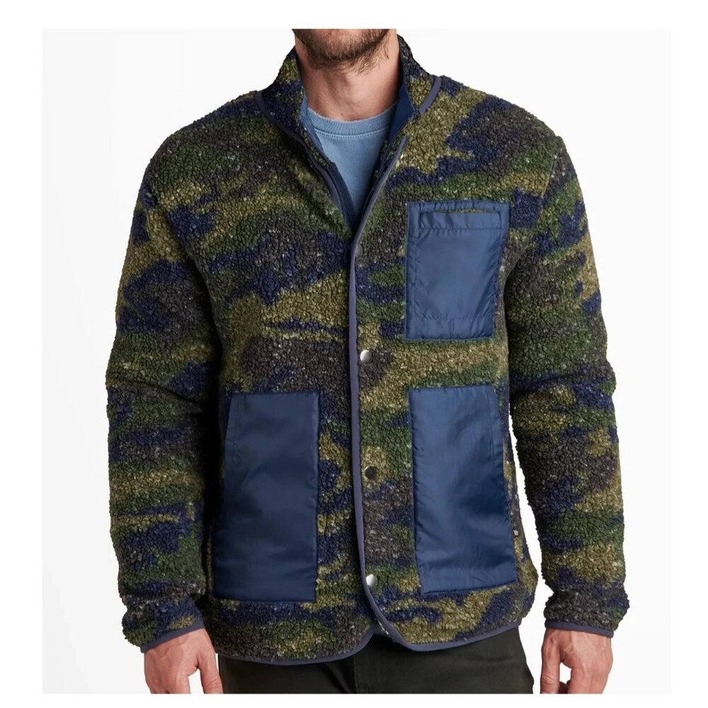 Junk Food Men's Moroni Faux-Sherpa Jacket, Green and Blue Camo, Small